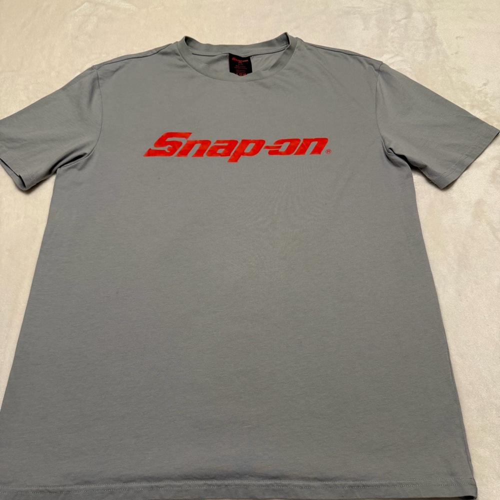 Snap On Tools Gray & Red Logo T-Shirt